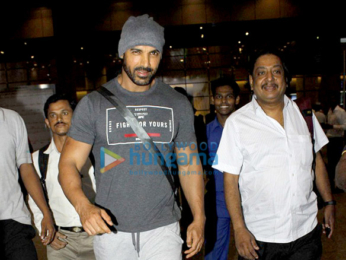 John Abraham, Sonam Kapoor & Amy Jackson snapped at the airport