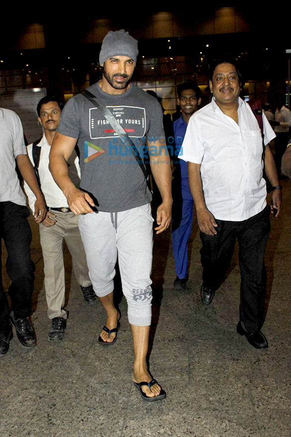 john sonam amy at airport 1