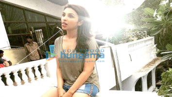 On the Sets Of The Movie Meri Pyaari Bindu