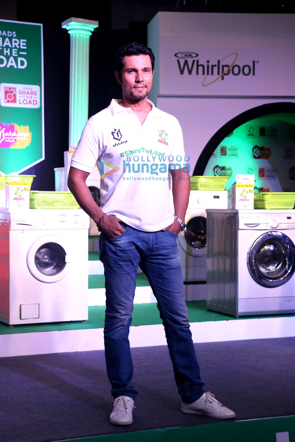 randeep and mary kom launch ariels 4
