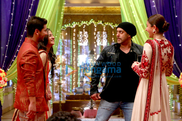 salman anushka promote sultan on udaan 4