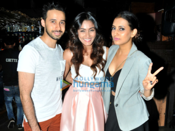 Sana Khan celebrates her birthday at R-Adda