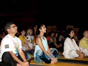 Shilpa Shetty conducts IIFA Stomp Yoga Masterclass in Madrid