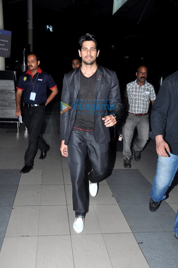 sidharth malhotra 4 2 sidharth malhotra 4 2