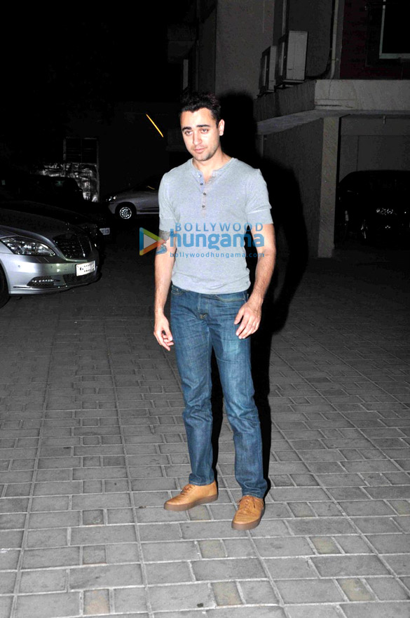 Imran Khan, Swara Bhaskar, Siddhanth Kapoor & others snapped at Sonam Kapoor’s birthday bash Imran Khan, Swara Bhaskar, Siddhanth Kapoor & others snapped at Sonam Kapoor’s birthday bash