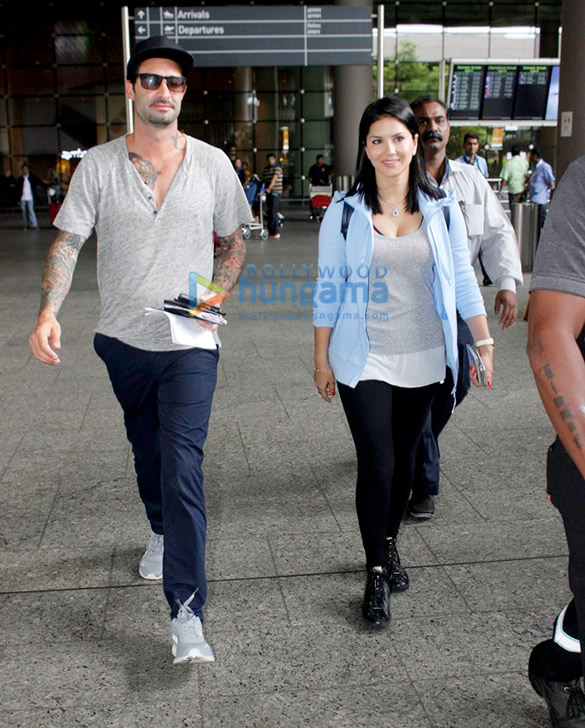 Sunny Leone, John Abraham & others snapped at the airport Sunny Leone, John Abraham & others snapped at the airport