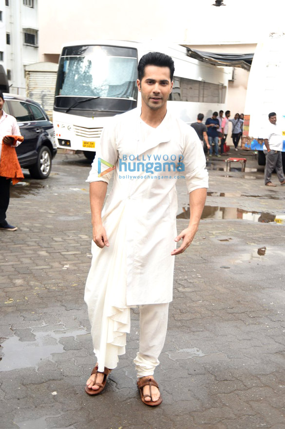 varun spotted at mehboob studio 1