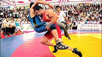 Salman Khan wrestles in new still from Sultan
