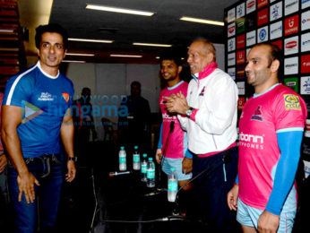 Abhishek Bachchan & Sonu Sood attend Pro Kabaddi League match