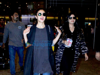 Alia Bhatt, Imtiaz Ali & Bobby Deol snapped at the interntional airport