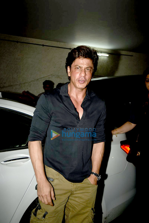 Amitabh Bachchan, Shah Rukh Khan & others at the special screening of ‘Madaari’ Amitabh Bachchan, Shah Rukh Khan & others at the special screening of ‘Madaari’