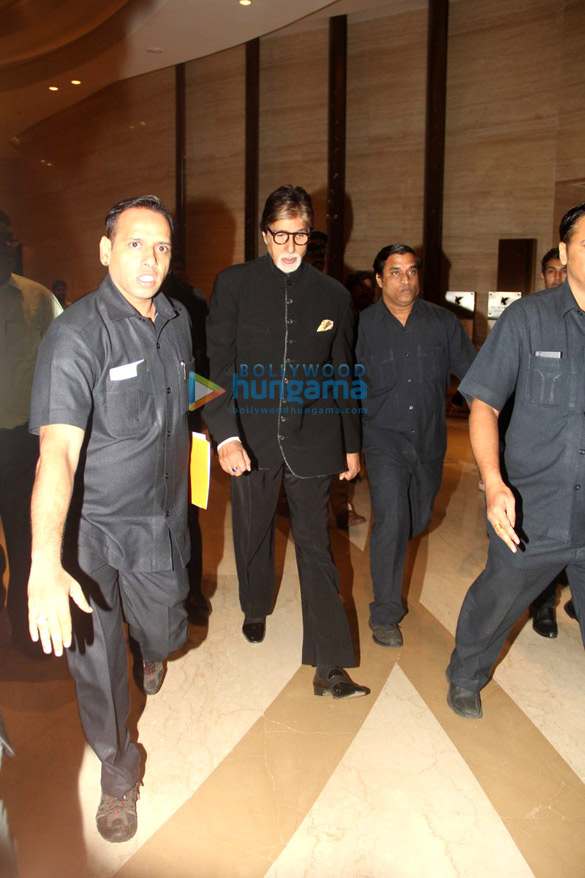 amitabh bachchan graces the who event 9