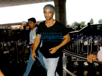Arjun Rampal & Sushant Singh Rajput snapped at the airport