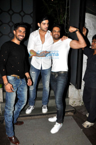 Celebs at Vicky Ratnani’s birthday bash at The Korner House