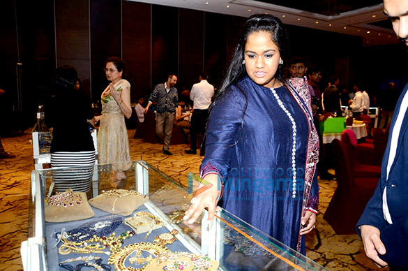 celebs grace the retail jeweller india awards 2016 3