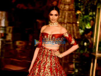 Deepika Padukone & Fawad Khan walk the ramp for Manish Malhotra