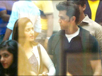Check out: Hrithik Roshan and Yami Gautam on the sets of Kaabil