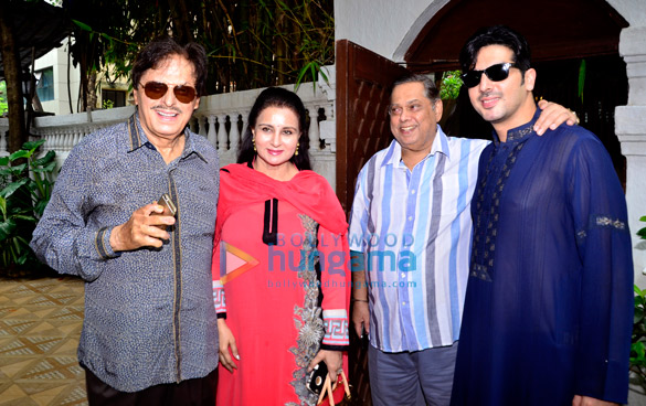 glitzy get together at akbar khans residence 2