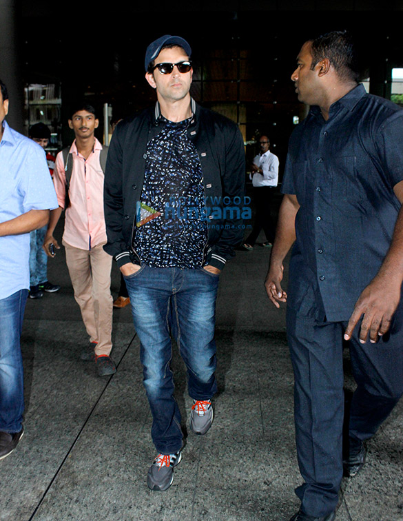 hrithik roshan snapped 2