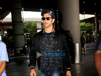 Hrithik Roshan snapped at the international airport