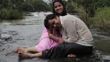 Bepanhaa Tum Ko Chahe – 1