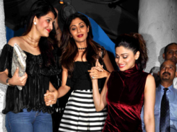 Shilpa Shetty & Shamita Shetty snapped post dinner at Olive