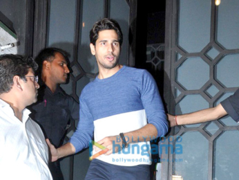 Shah Rukh Khan, Ranveer Singh, Deepika Padukone, Sonam Kapoor & others at Jitesh Pillai's birthday bash