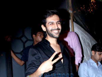 Shah Rukh Khan, Ranveer Singh, Deepika Padukone, Sonam Kapoor & others at Jitesh Pillai's birthday bash
