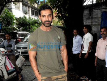John Abraham snapped at Pali Village Cafe