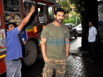 John Abraham snapped at Pali Village Cafe