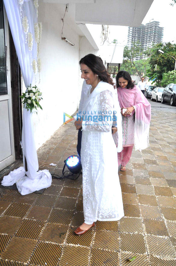 prayer meet of raveena tandon 3