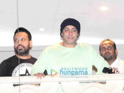 Salman Khan waves and greets his admirers on Eid in Mumbai