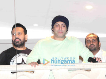 Salman Khan waves and greets his admirers on Eid in Mumbai