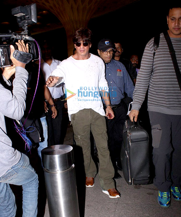 shah rukh khan departs for munich 2