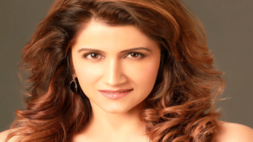 Celebrity Photo Of Smilie Suri