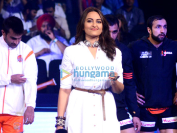 Sonakshi Sinha graces 'Star Sports Pro Kabaddi Season 4'