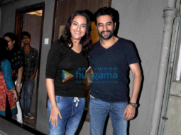 Sonakshi Sinha snapped post dubbing with Shekhar Ravjiani