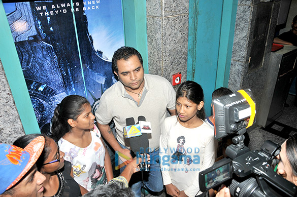 special screening of sultan for the children of ashraya initiative 6