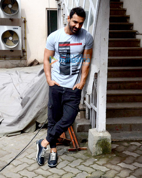 varun dhawan john abraham snapped at dishoom promotions 5