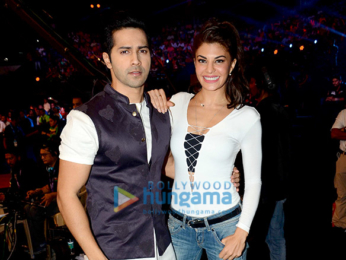 Varun Dhawan & Jacqueline Fernandez promote 'Dishoom' on Pro Kabaddi League Season 4