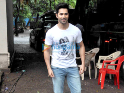 Varun Dhawan snapped promoting his film ‘Dishoom’
