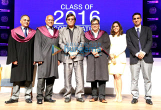 Vinod Khanna graces 9th annual convocation ceremony of Whistling Woods International