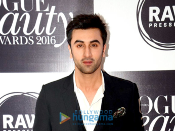 Ranbir Kapoor, Katrina Kaif & others grace 'Vogue Beauty Awards 2016'