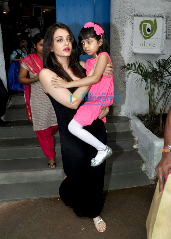 Aishwarya Rai Bachchan, Aaradhya Bachchan & Vidya Balan snapped at Vidya’s sister’s kid’s birthday bash