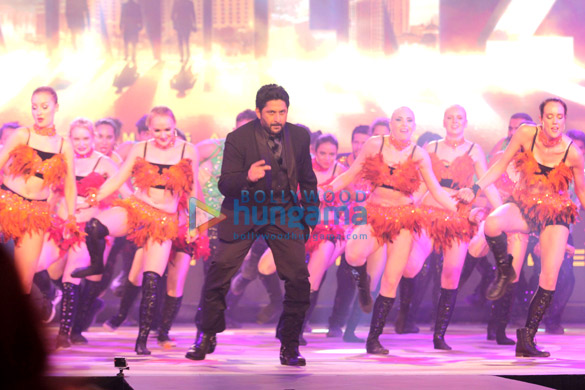 amitabh arshad grace the launch of aankhen 2 4