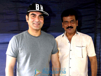 Arbaaz Khan celebrates his birthday with the team of 'Yea Toh Two Much Ho Gayaa' at Mehboob Studio