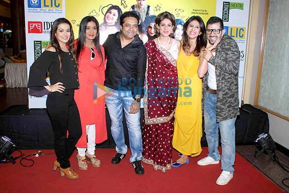 Celebs at the premiere of Paritosh Painter’s play ‘Selfie’ Celebs at the premiere of Paritosh Painter’s play ‘Selfie’