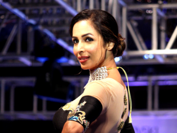 Malaika Arora Khan walks the ramp the at Silver Nite Jewellery show