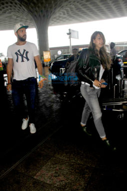 Nargis Fakhri, Yuvraj Singh & Hazel Keech spotted at the airport