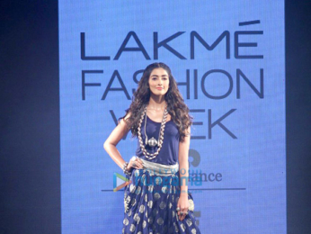 Pooja Hegde walks for Jade at Lakme Fashion Week 2016